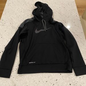 LIKE NEW NIKE THERMAFIT HOODIE